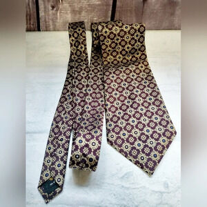 Countess Mara Silk Necktie Tie Geometric Medallion Pattern 56x4